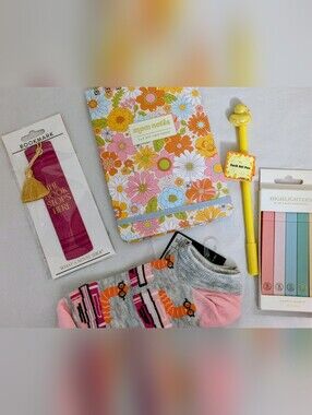 $17 💵 Cute Stationary Mom Notes Floral Dot Grid Notebook Bundle- Multicolor